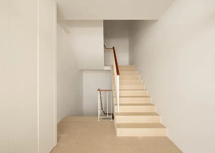 Azul Downtown Коимбра